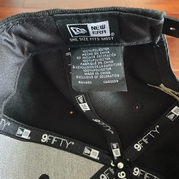 Baseball Cap - Picture 2 of 3